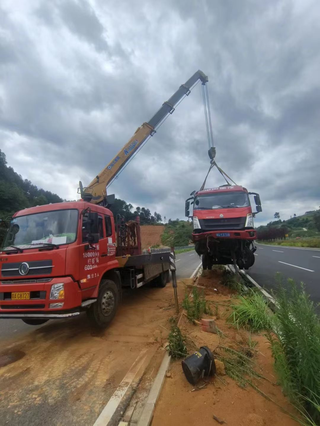 雁山区吊车出租公司在日常生活中对吊车要怎样检查