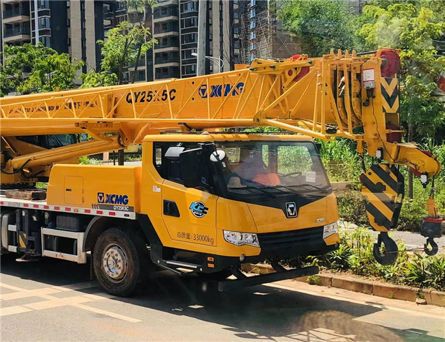 雁山区大件设备吊装租赁吊车